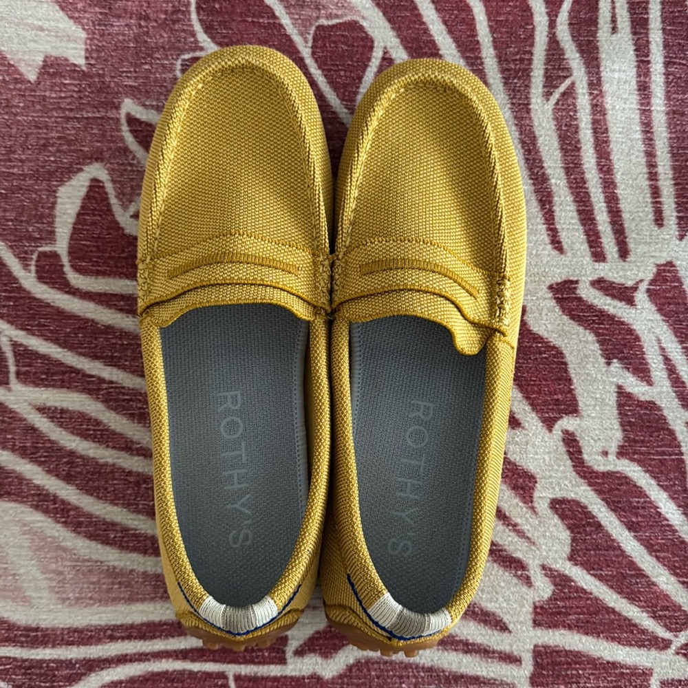 Rothy’s Driver, seasonal color sunflower, size 8.5